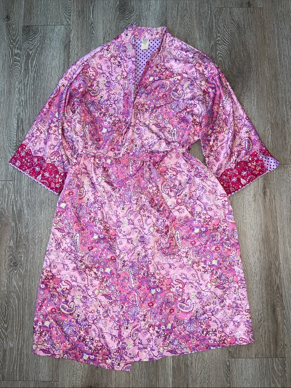 Natori Cruz pink Floral Kimono Style Robe medium pink paisley polka dot
